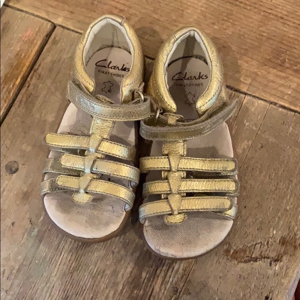 Clark’s toddler girl Sandals.